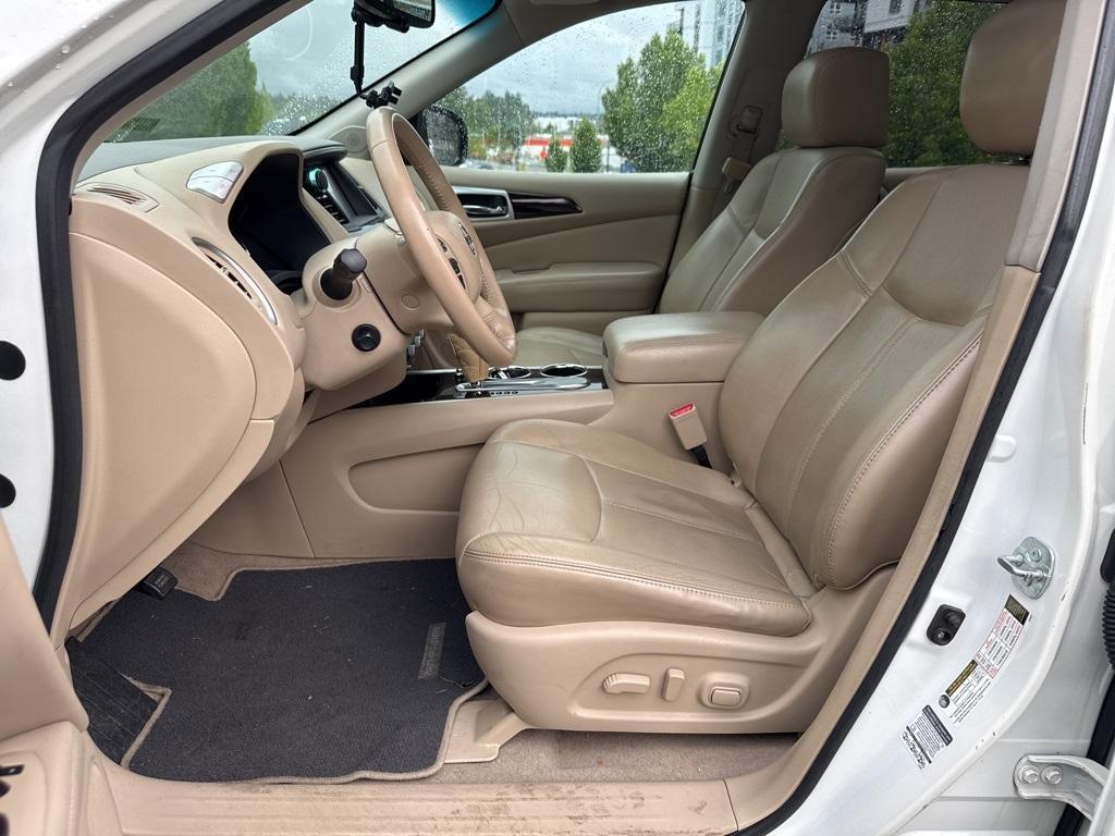 used 2014 Nissan Pathfinder car, priced at $9,995