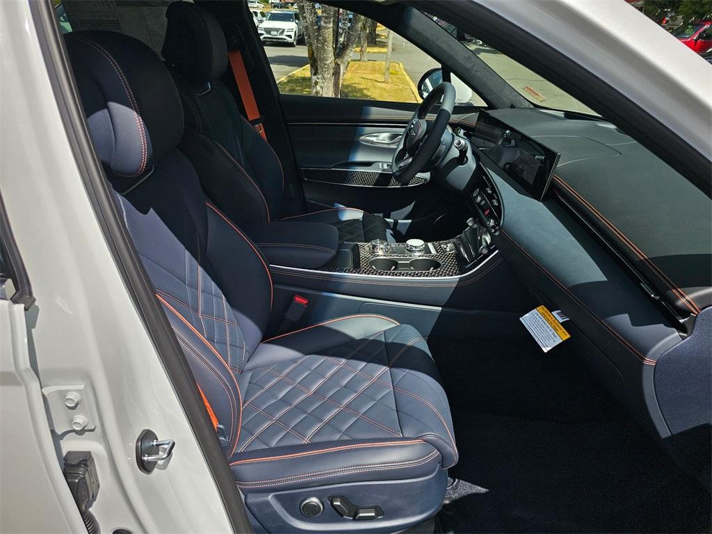new 2026 Genesis GV70 car