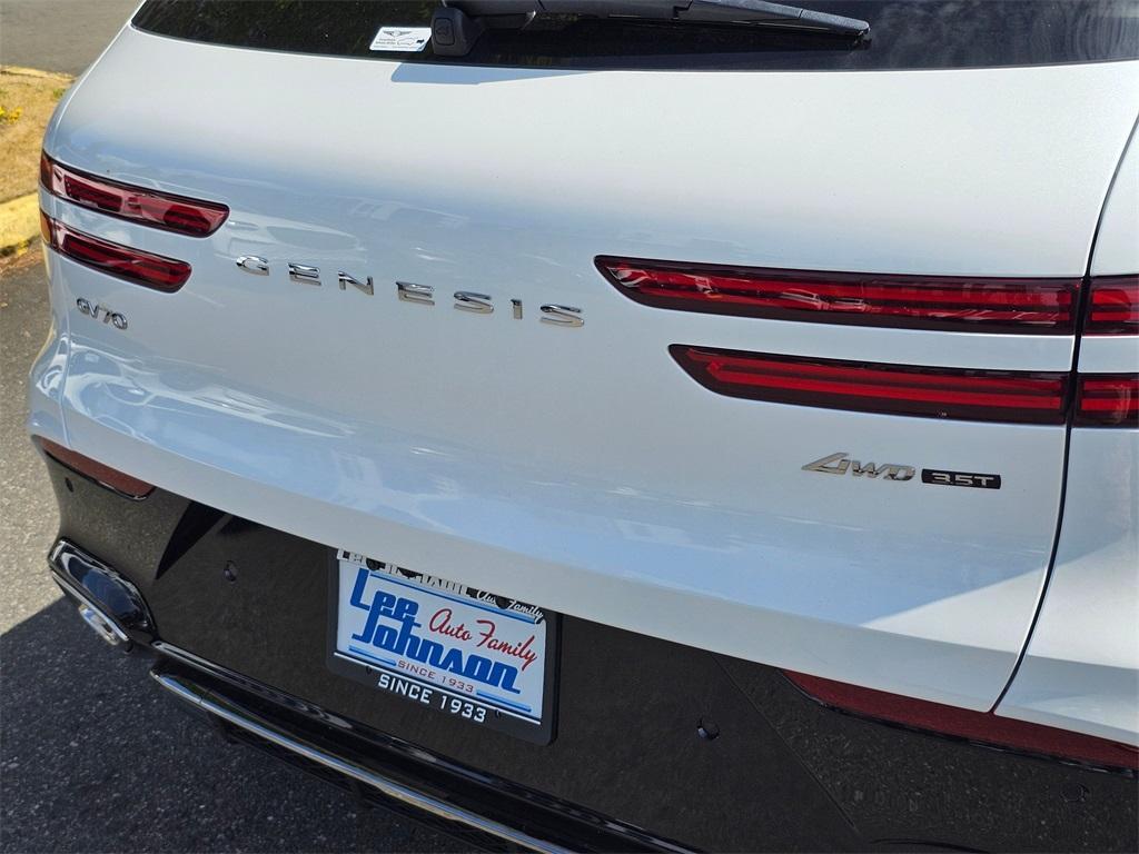 new 2026 Genesis GV70 car