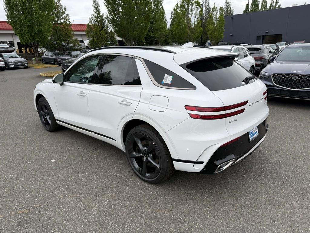 new 2026 Genesis GV70 car