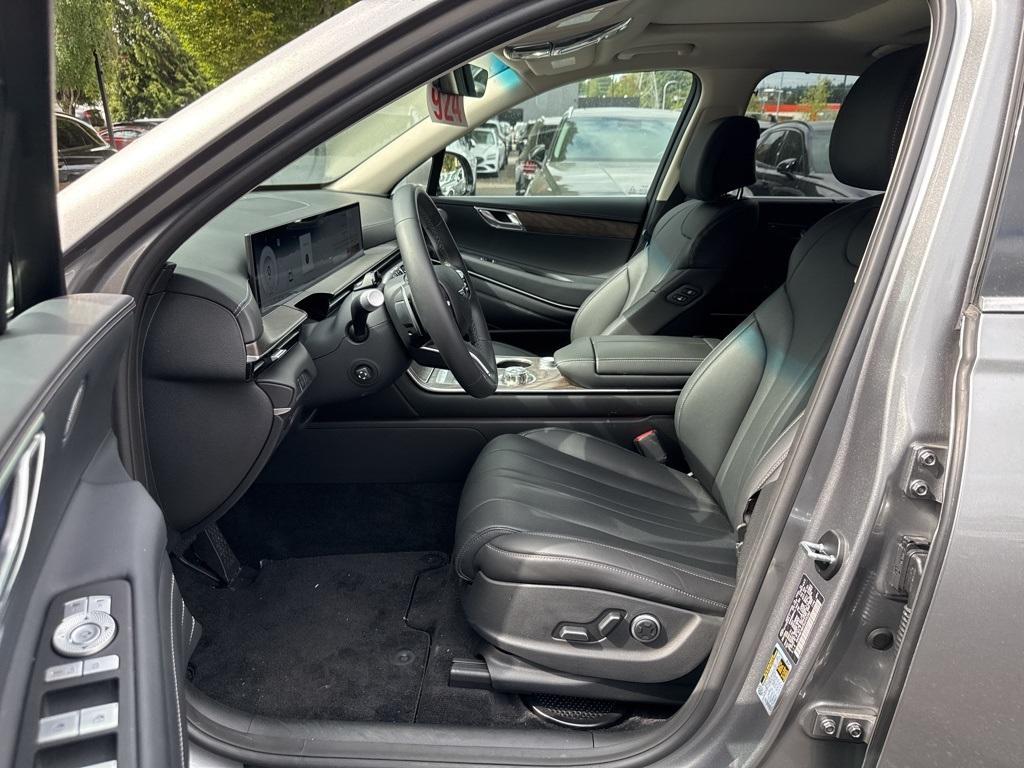 used 2025 Genesis GV80 car, priced at $54,295