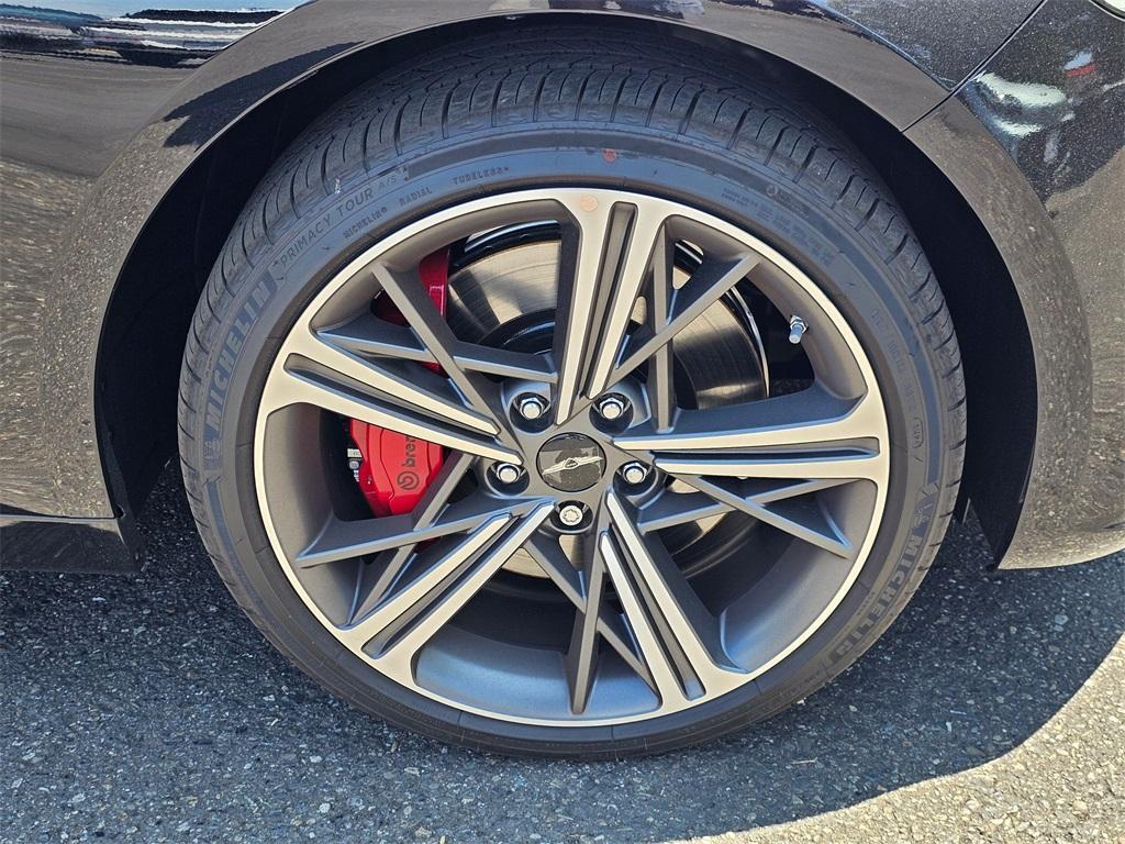 new 2025 Genesis G70 car, priced at $58,275