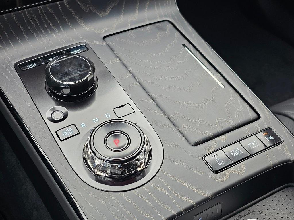 new 2026 Genesis G80 car, priced at $81,590