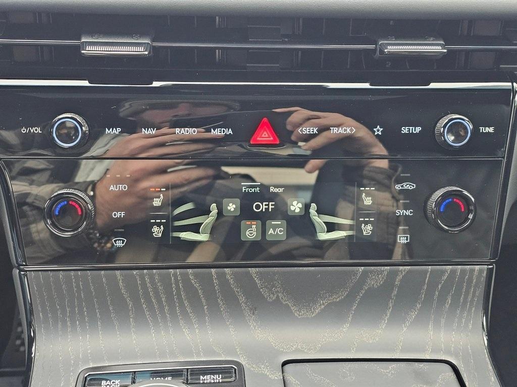 new 2026 Genesis G80 car, priced at $81,590