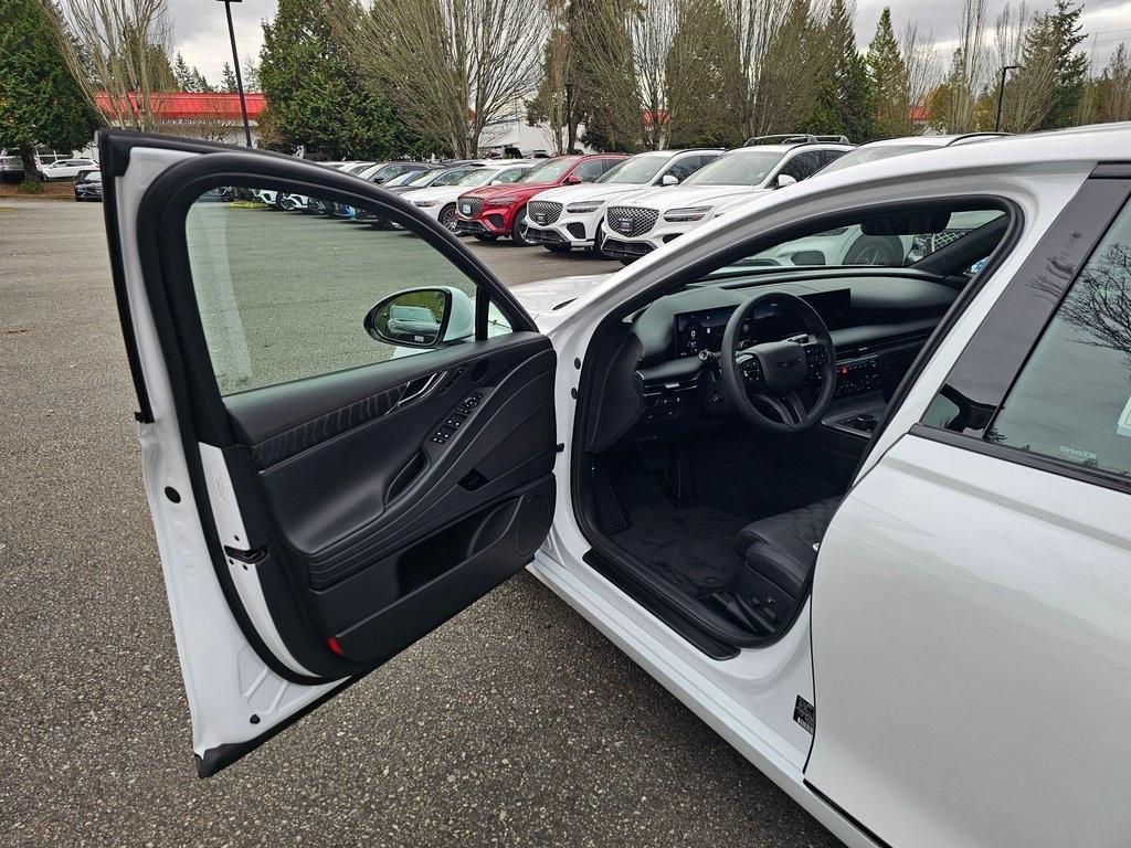 new 2026 Genesis G80 car, priced at $81,590