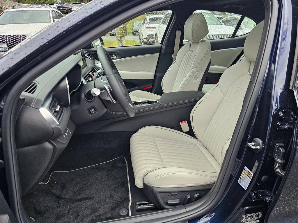 new 2026 Genesis G70 car, priced at $58,095
