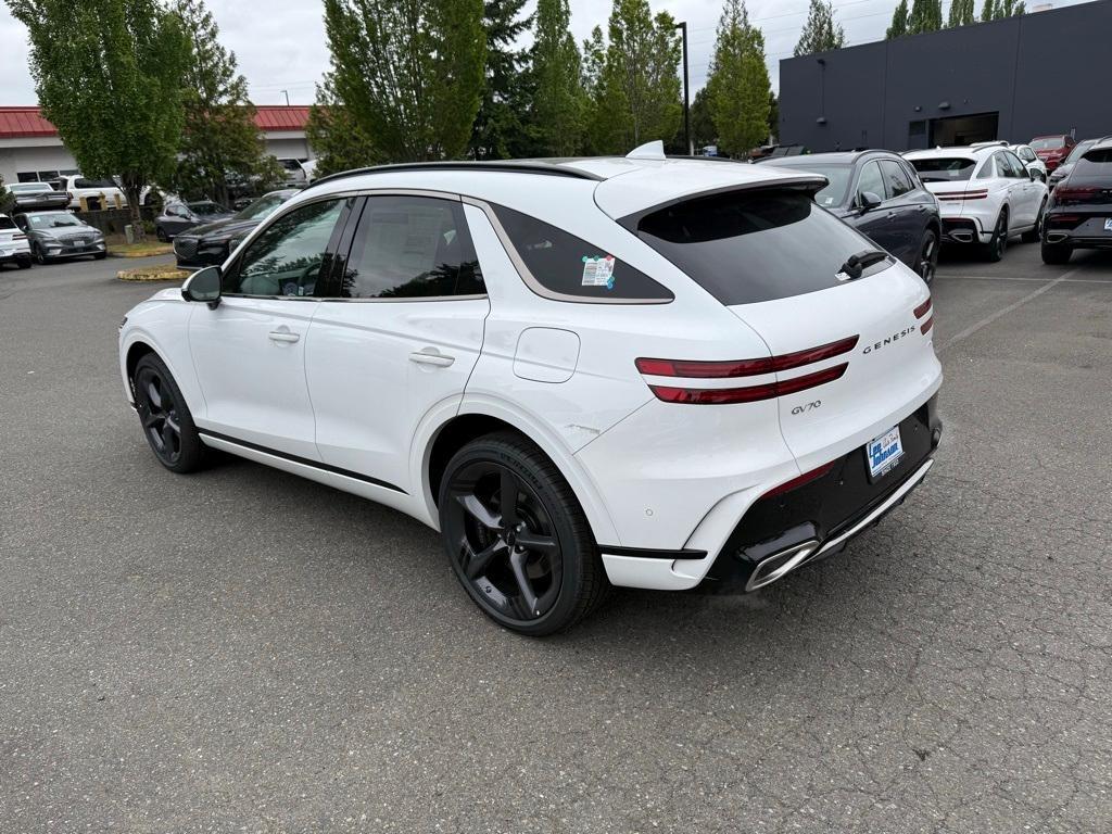 new 2026 Genesis GV70 car