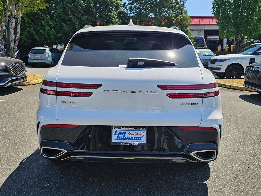 new 2026 Genesis GV70 car