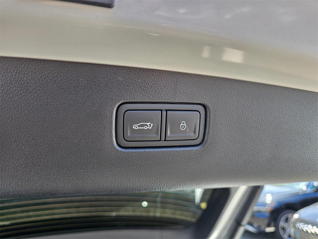 new 2026 Genesis GV70 car