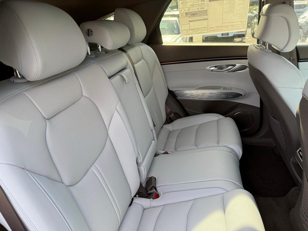 new 2026 Genesis Electrified GV70 car