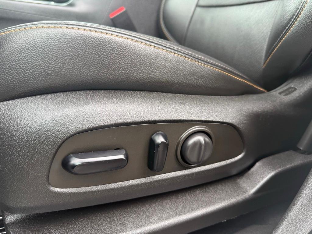 used 2022 Chevrolet Equinox car, priced at $24,999
