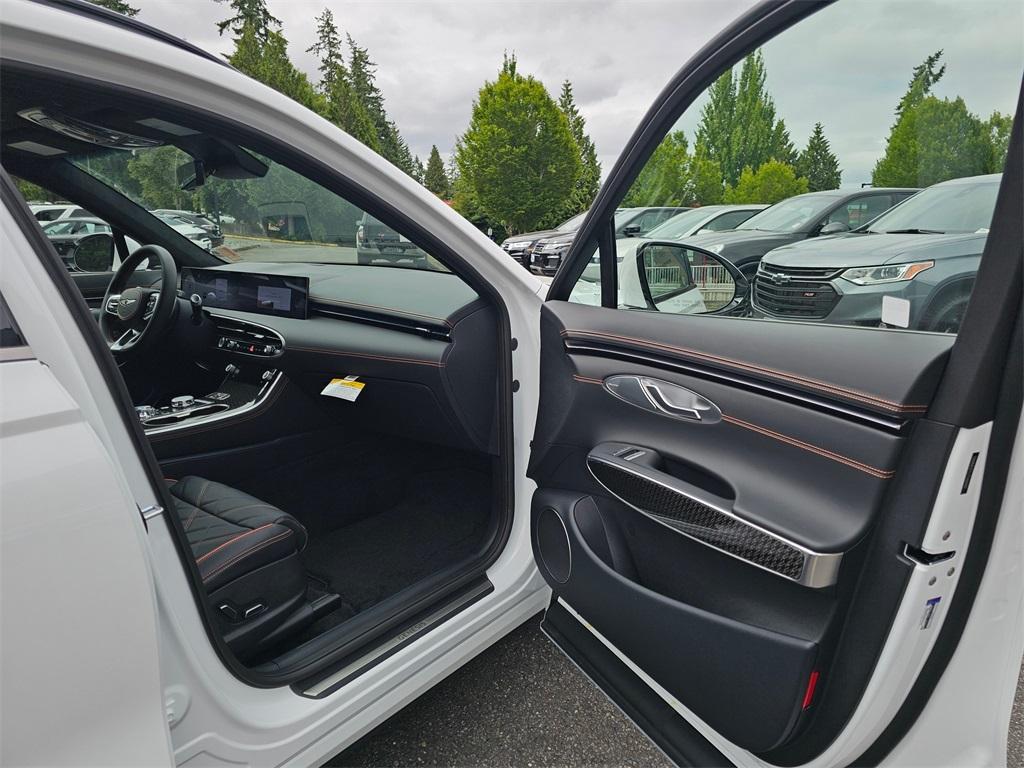 new 2026 Genesis GV70 car
