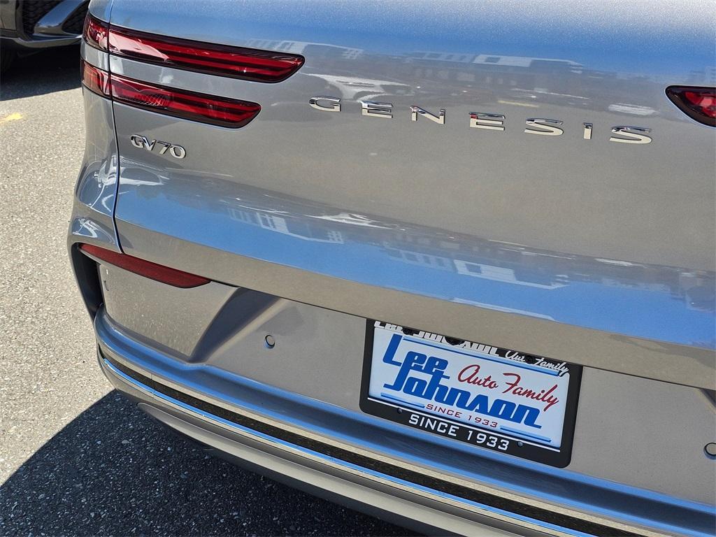 new 2026 Genesis Electrified GV70 car