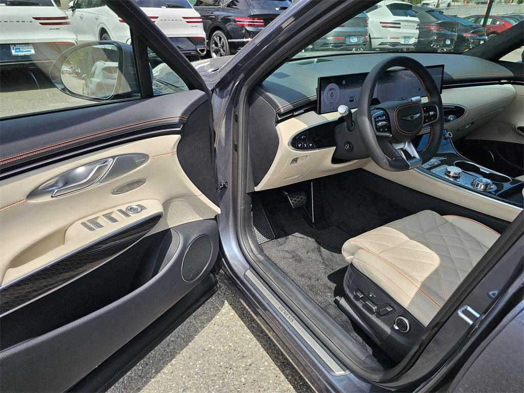 new 2026 Genesis GV70 car