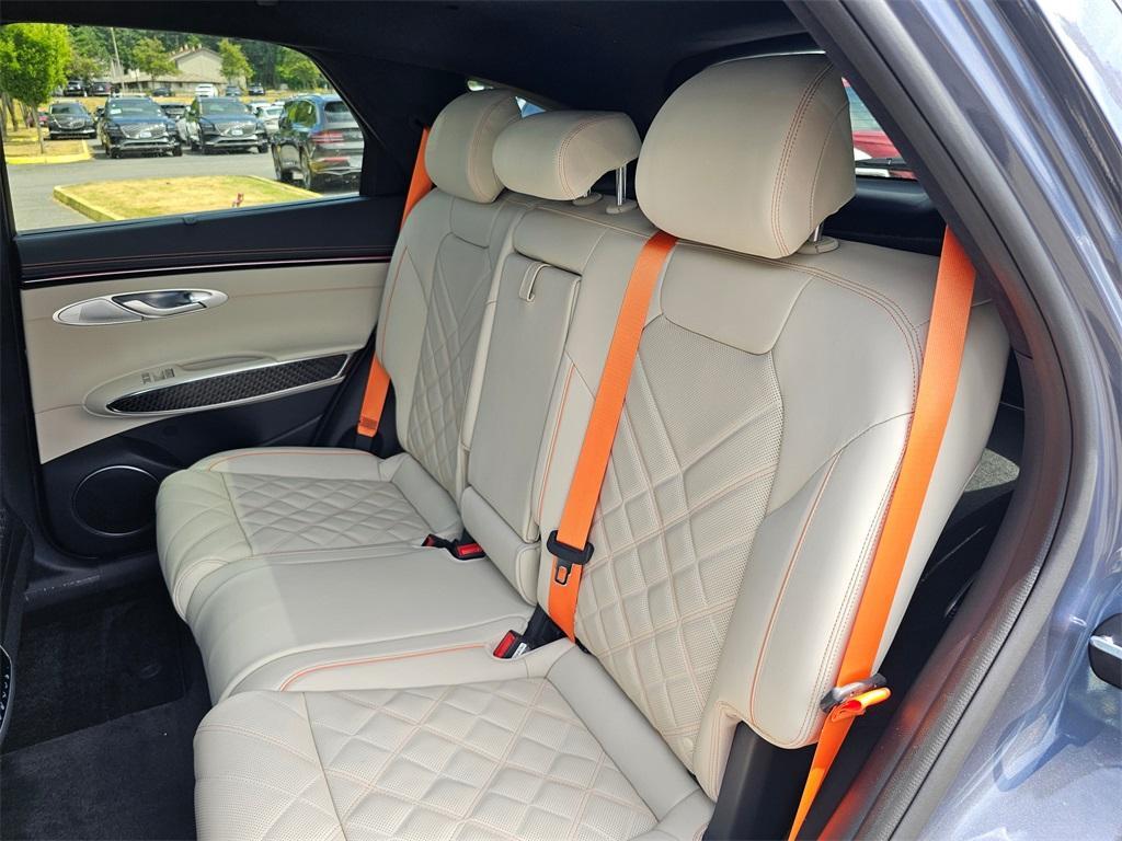 new 2026 Genesis GV70 car