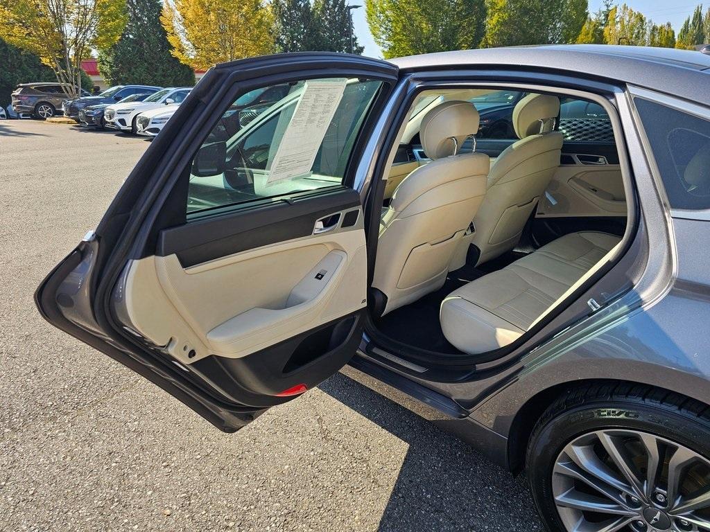 used 2020 Honda CR-V car, priced at $23,995