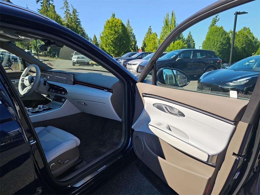 new 2026 Genesis GV70 car