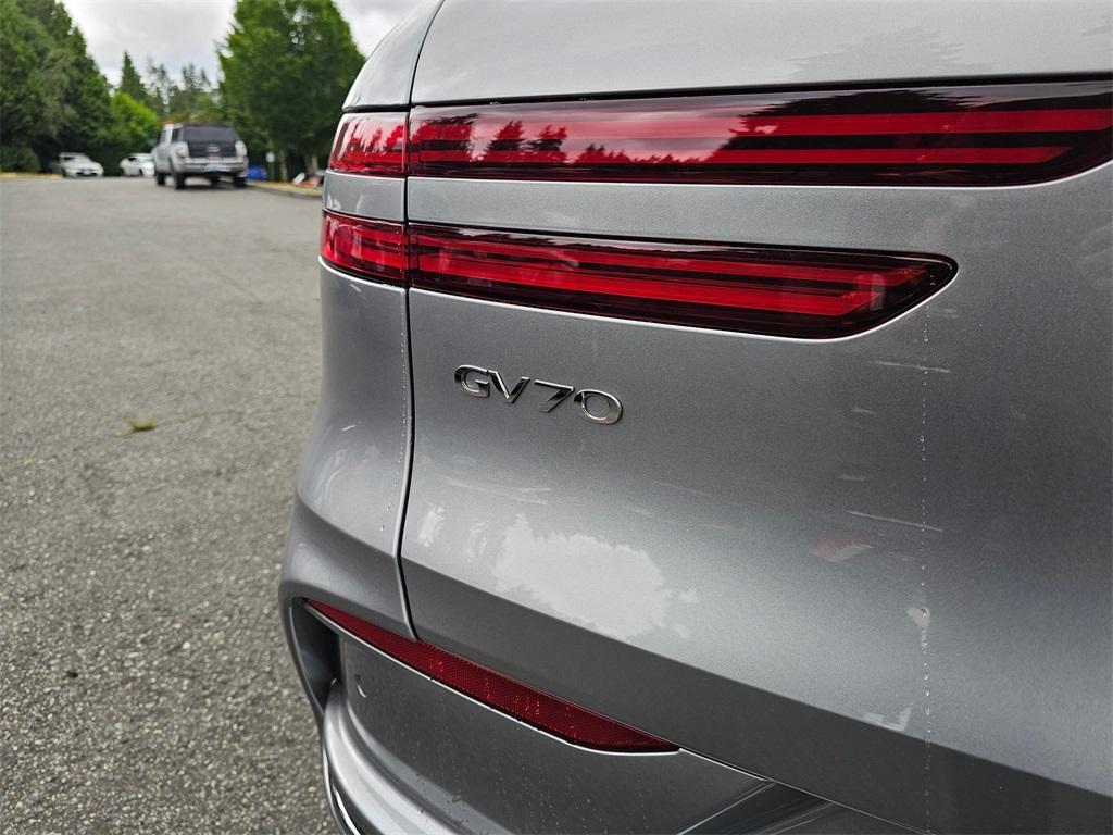 new 2026 Genesis Electrified GV70 car