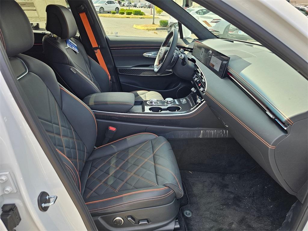 new 2026 Genesis GV70 car