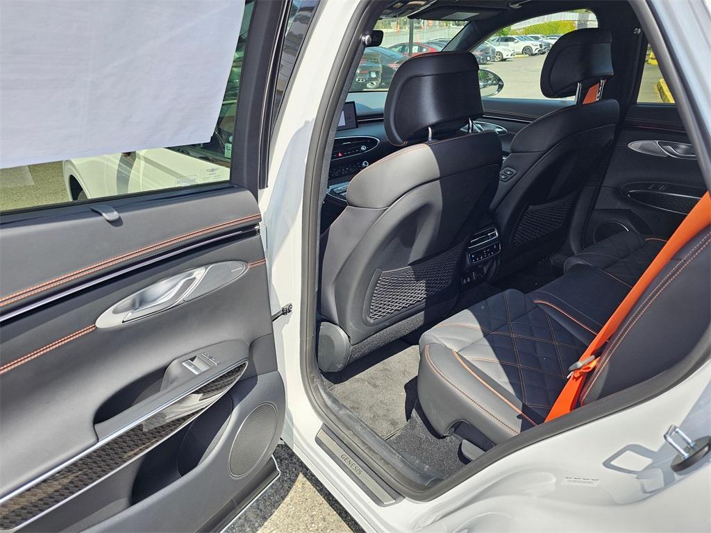 new 2026 Genesis GV70 car
