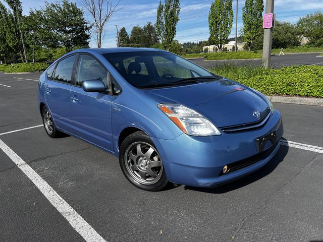 used 2007 Toyota Prius car, priced at $7,500