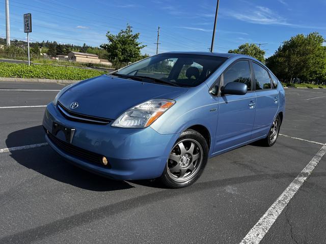 used 2007 Toyota Prius car, priced at $7,800