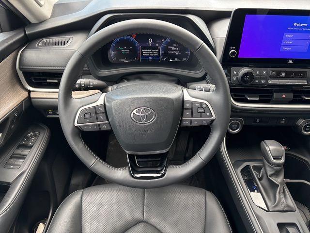 used 2024 Toyota Grand Highlander car, priced at $51,979
