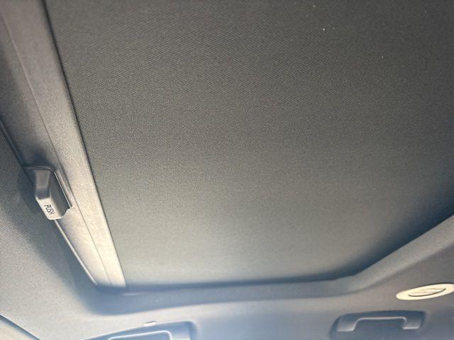 used 2023 Chevrolet Traverse car, priced at $42,999