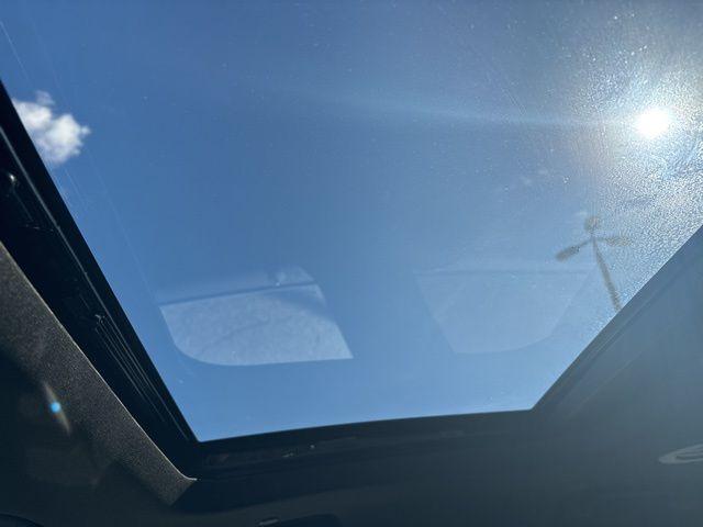 used 2023 Chevrolet Traverse car, priced at $42,999