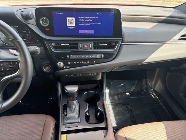 used 2025 Lexus ES 350 car, priced at $46,300