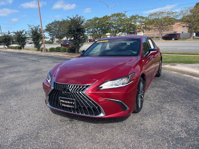 used 2025 Lexus ES 350 car, priced at $46,300