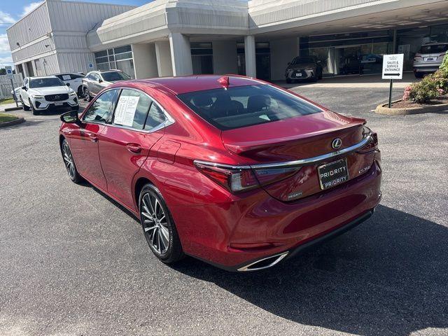 used 2025 Lexus ES 350 car, priced at $46,300