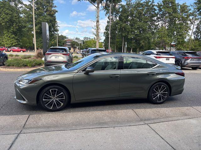 new 2025 Lexus ES 350 car, priced at $50,170