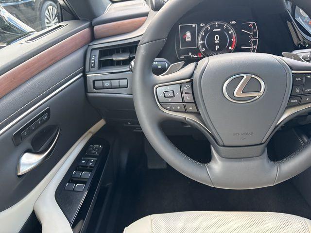 new 2025 Lexus ES 350 car, priced at $50,170