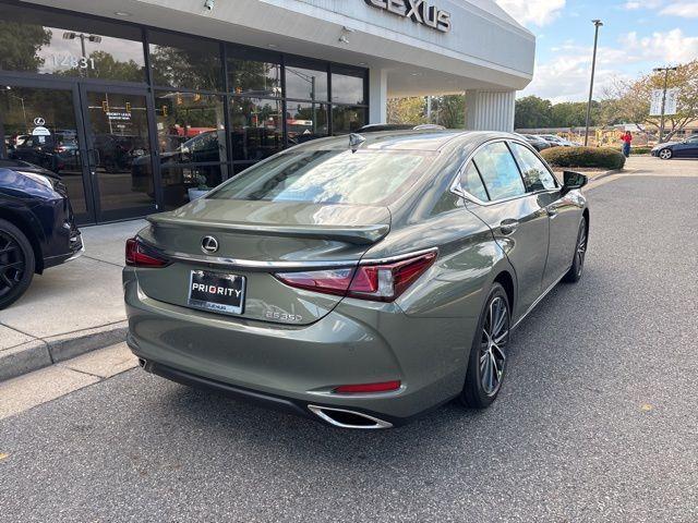 new 2025 Lexus ES 350 car, priced at $50,170