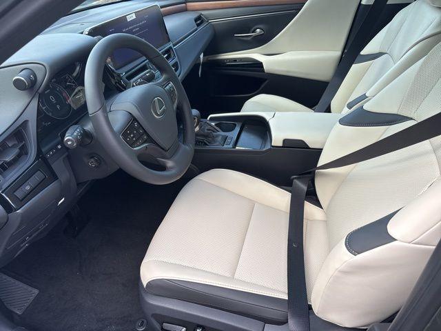 new 2025 Lexus ES 350 car, priced at $50,170