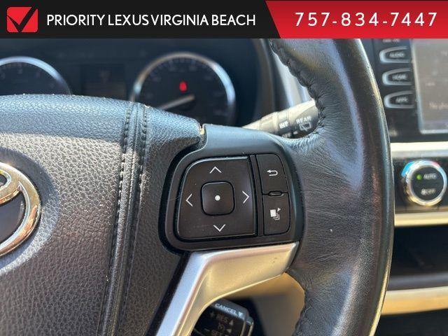 used 2014 Toyota Highlander car, priced at $17,779