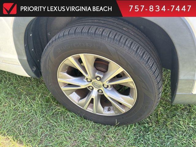 used 2014 Toyota Highlander car, priced at $17,779