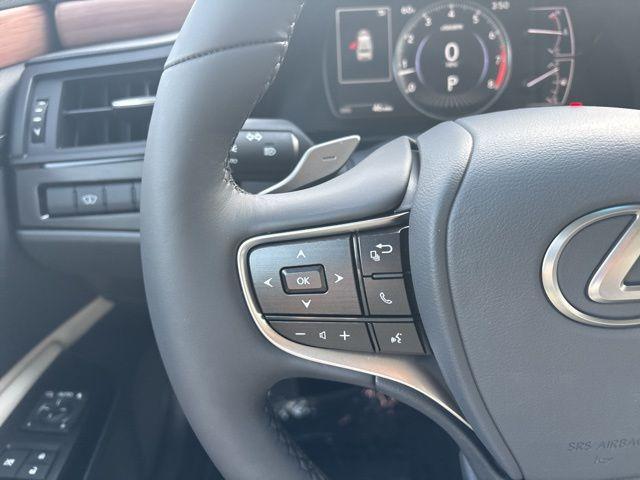 new 2025 Lexus ES 350 car, priced at $50,889