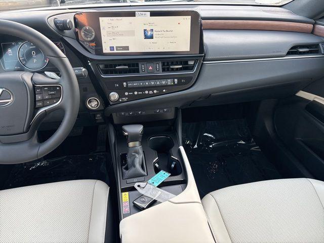 new 2025 Lexus ES 350 car, priced at $50,889