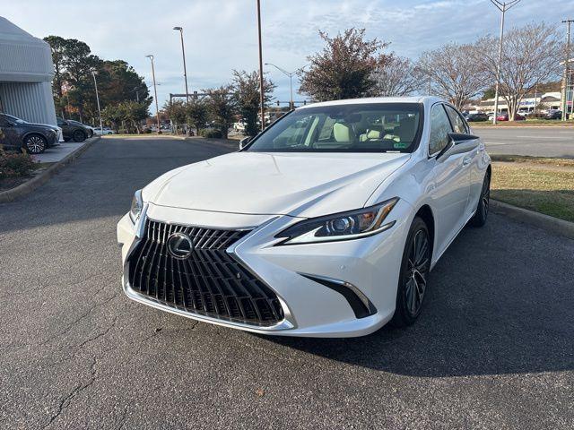 new 2025 Lexus ES 350 car, priced at $50,889