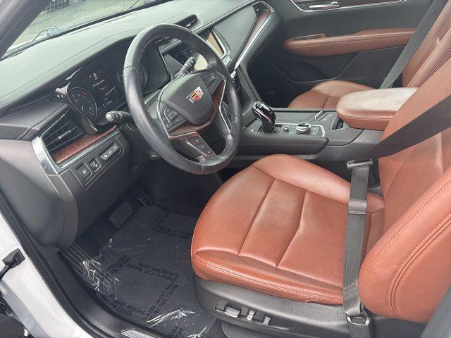 used 2020 Cadillac XT5 car, priced at $27,999