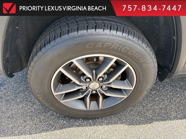 used 2017 Jeep Grand Cherokee car, priced at $14,661
