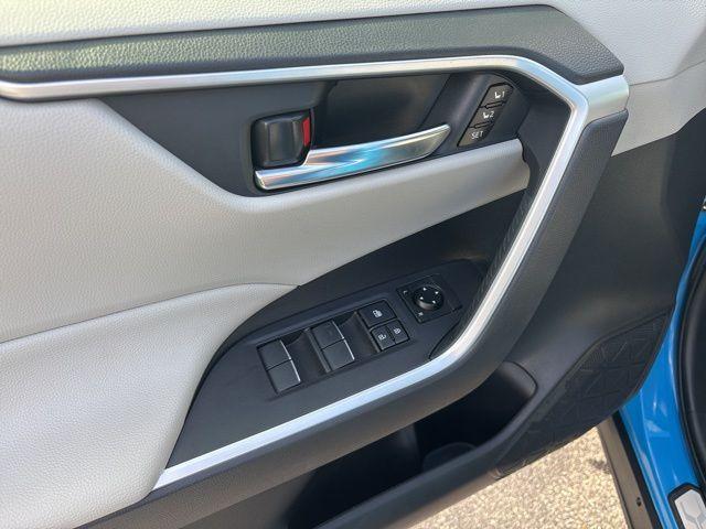 used 2021 Toyota RAV4 Hybrid car, priced at $28,940