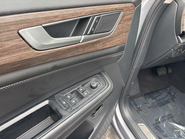 used 2024 Volkswagen Atlas car, priced at $33,819