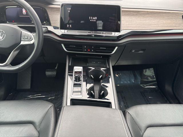 used 2024 Volkswagen Atlas car, priced at $33,819