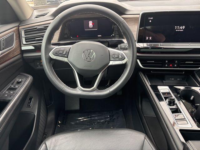 used 2024 Volkswagen Atlas car, priced at $33,819