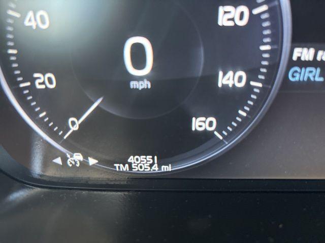 used 2020 Volvo XC90 car, priced at $35,880