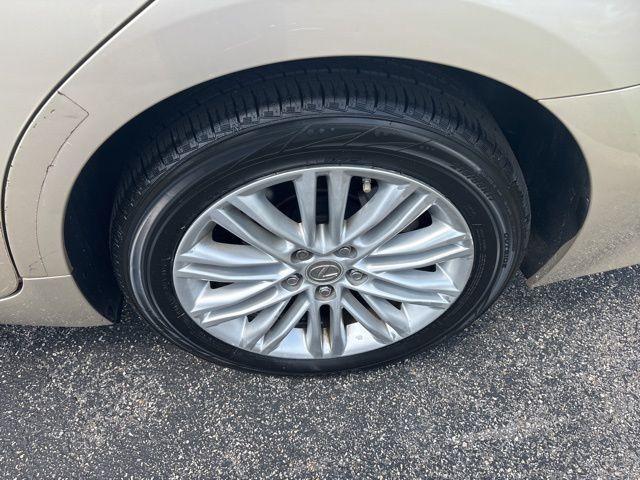 used 2014 Lexus ES 350 car, priced at $14,995