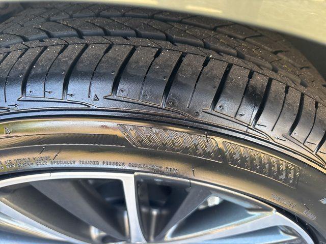 new 2025 Lexus ES 350 car, priced at $47,615